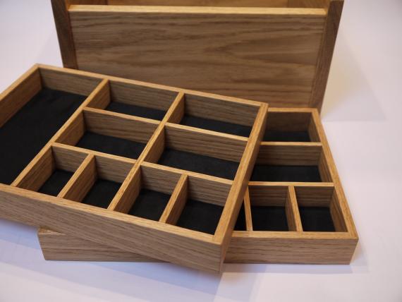 Picture of Large Oak Jewellery Box