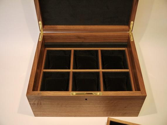 Picture of Gentleman's American Black Walnut Valet Box