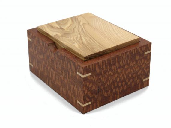 Picture of Leopardwood and Burr Ash Trinket box