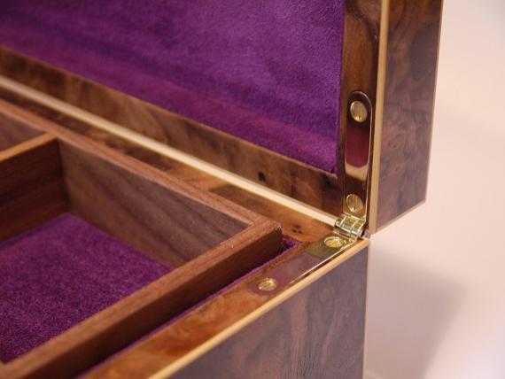 Picture of Black Walnut Burr Veneered Jewellery Box