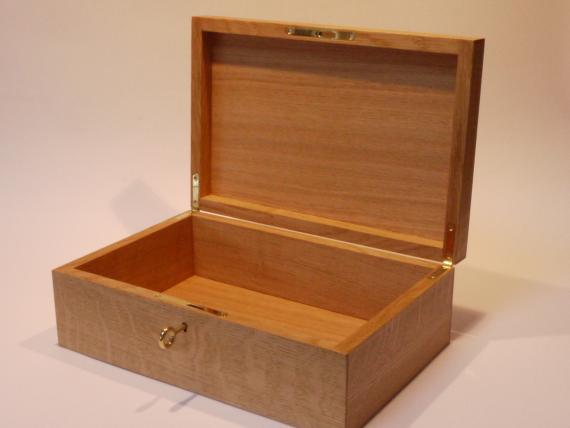 Picture of Plain Oak Desk Box